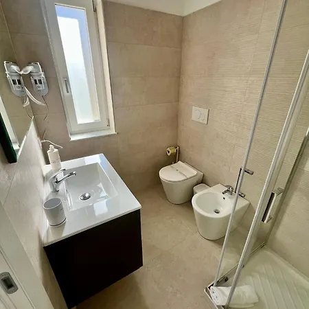 Gasthuis Perla Della Riviera 3*