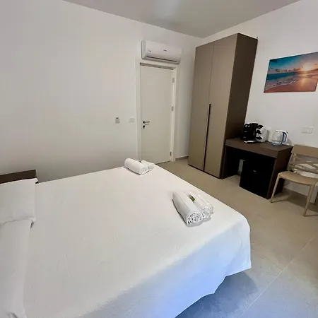 Pensionat Perla Della Riviera 3*